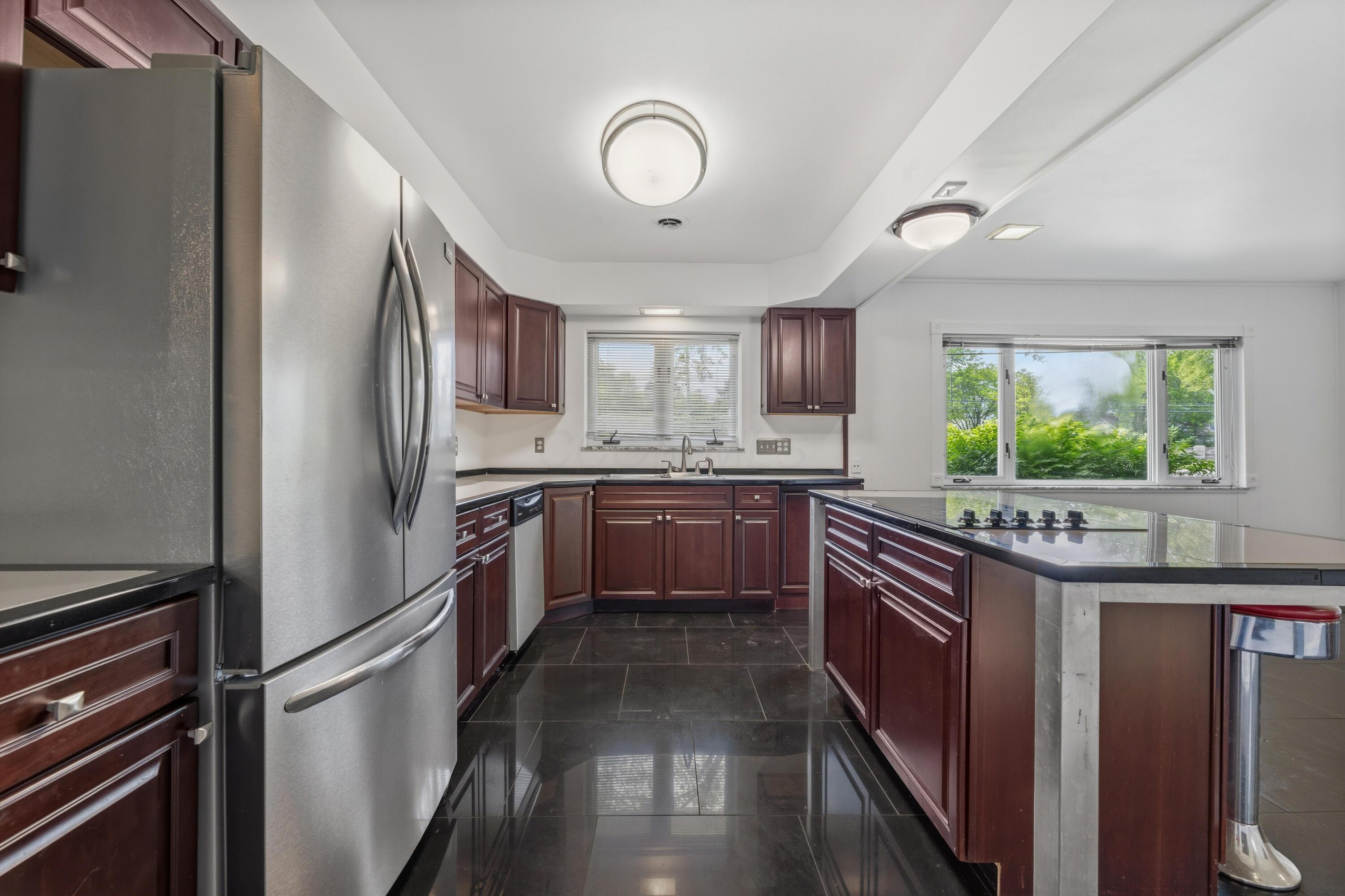 4356 Dublin Road Columbus, OH 43221 - Photo 28 of 77