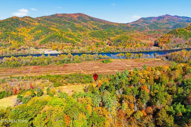 $449,900 | 645 Mt Pleasant Road, Vonore, TN 37885