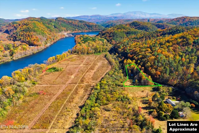 $449,900 | 645 Mt Pleasant Road, Vonore, TN 37885