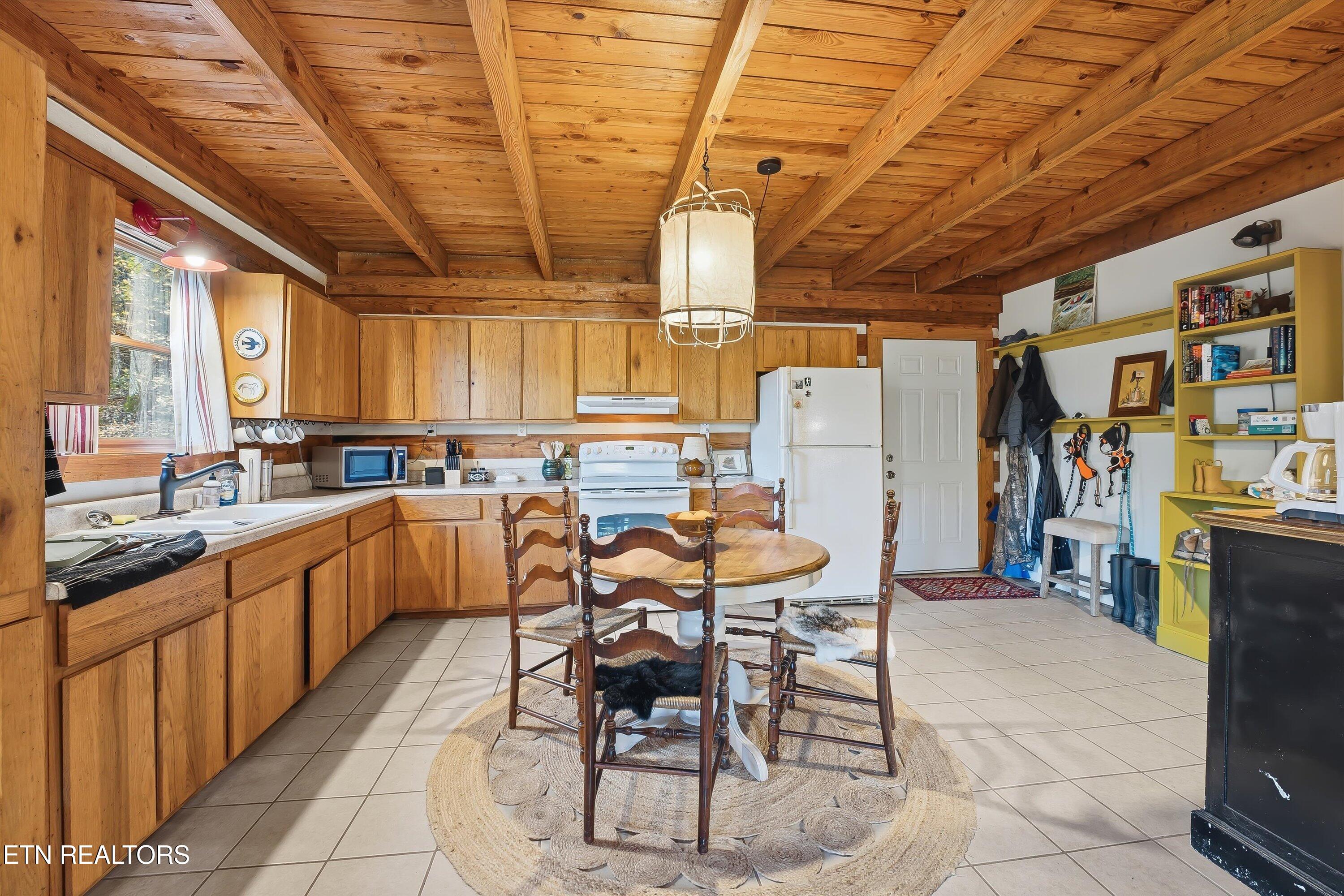 645 Mt Pleasant Road Vonore, TN 37885 - Photo 10 of 43 09-645 Mt Pleasant Rd-9