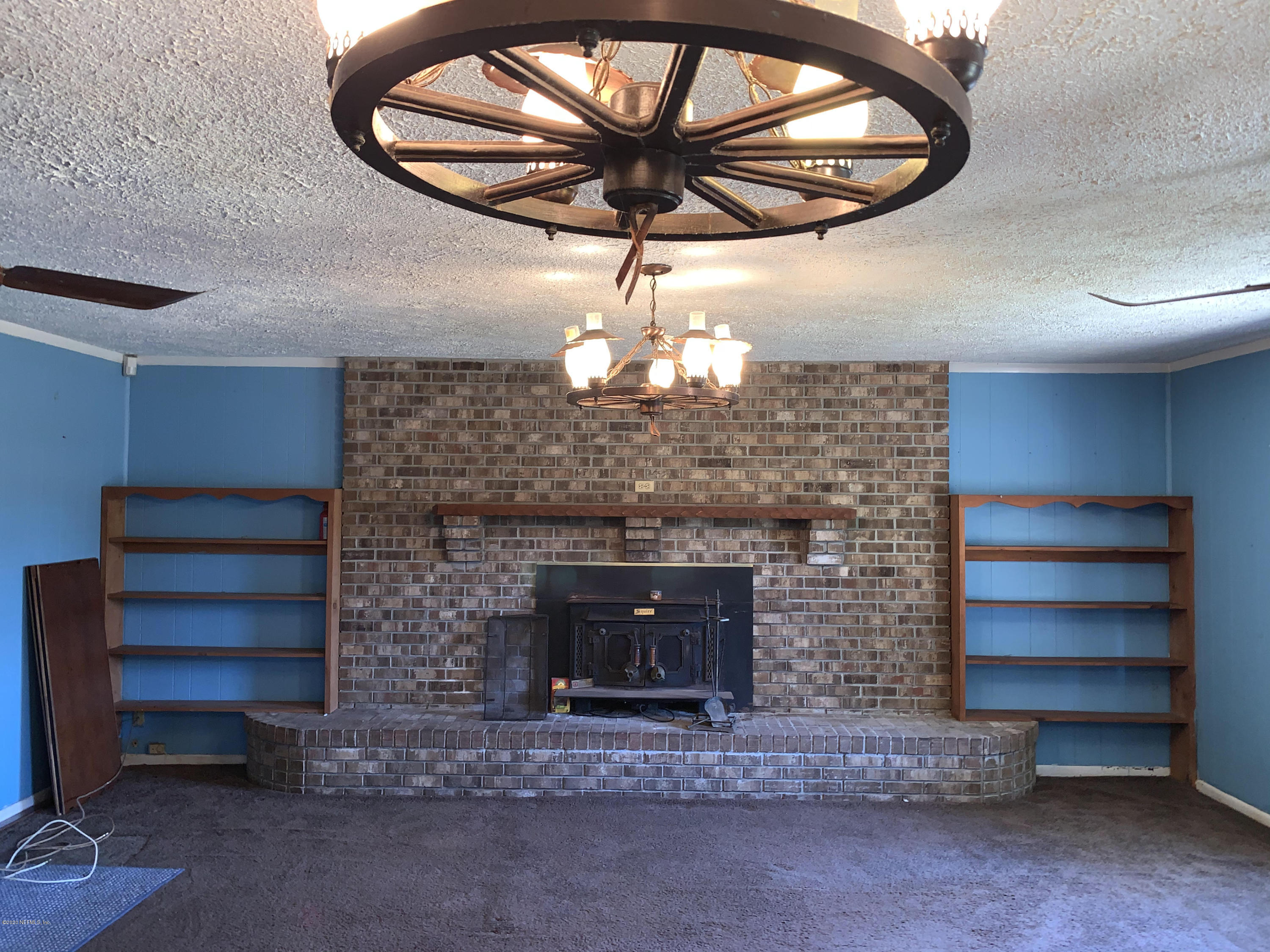 10427 Tulsa Road Jacksonville, FL 32218 - Photo 3 of 13 IMG_1757 (1)