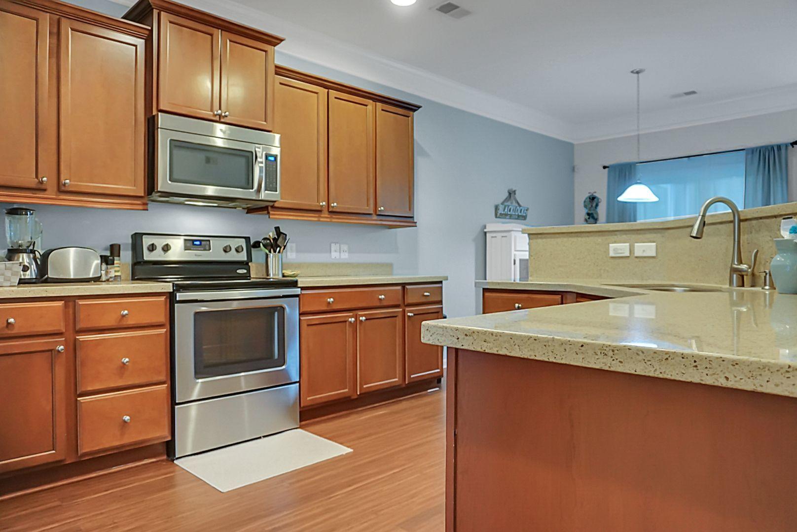 216 Alpine Road Summerville, SC 29485 - Photo 11 of 31 Gorgeous kitchen