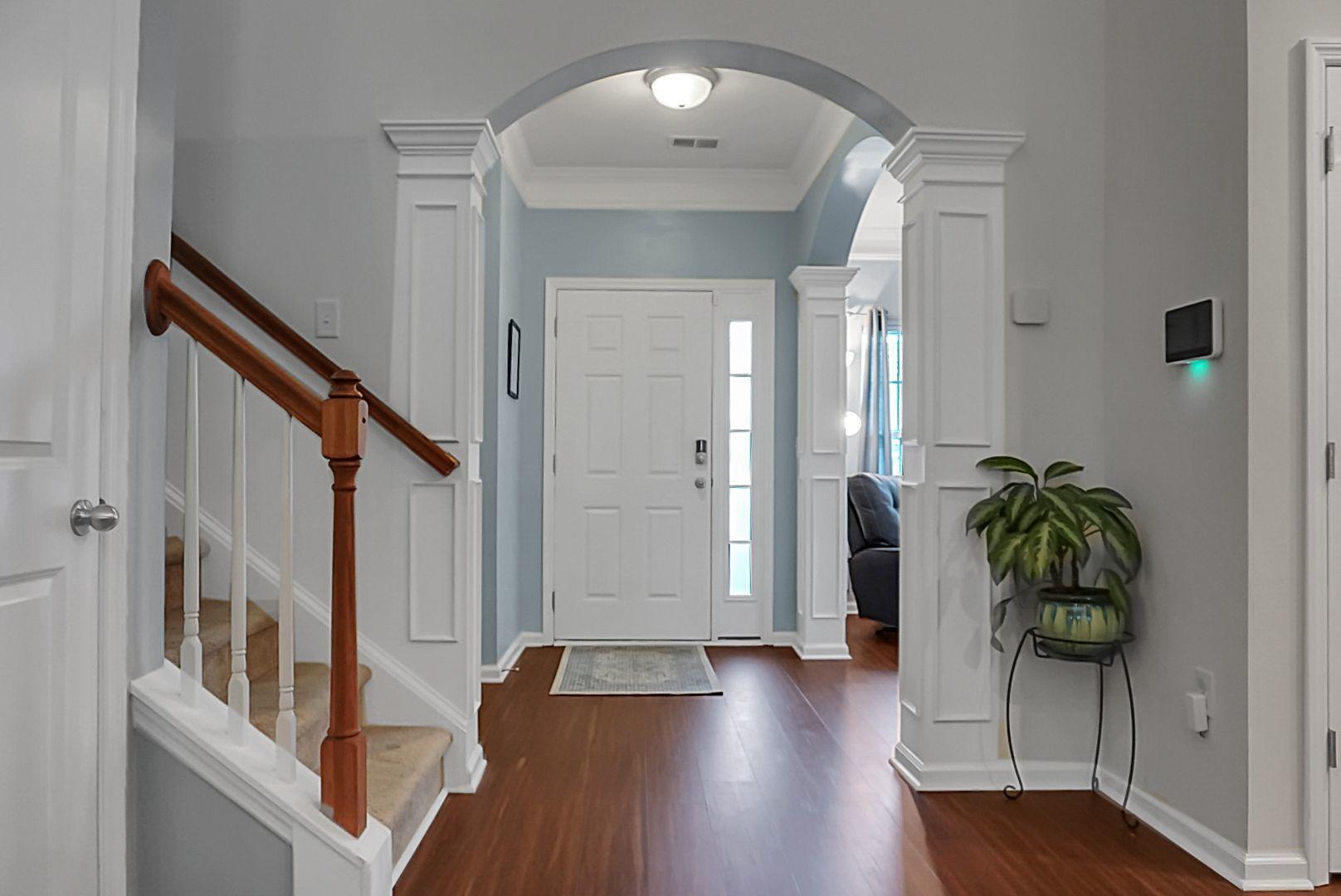 216 Alpine Road Summerville, SC 29485 - Photo 4 of 31 Foyer
