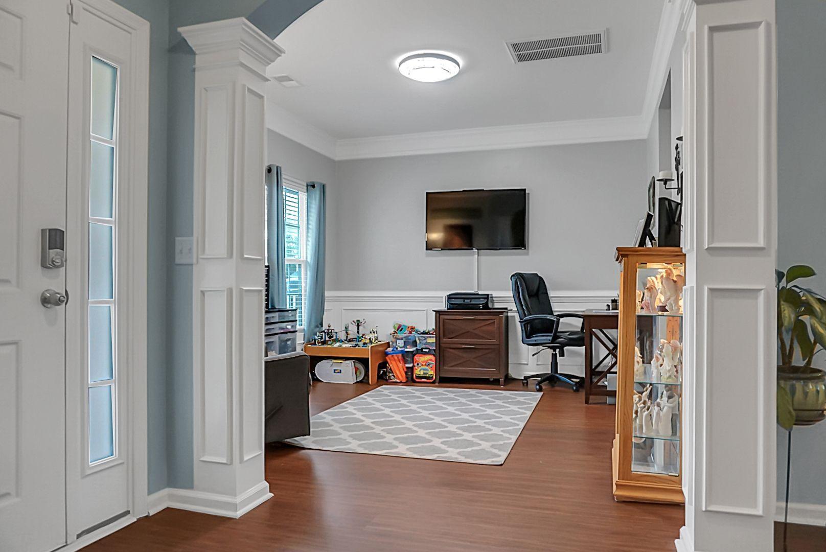 216 Alpine Road Summerville, SC 29485 - Photo 8 of 31 Dining area