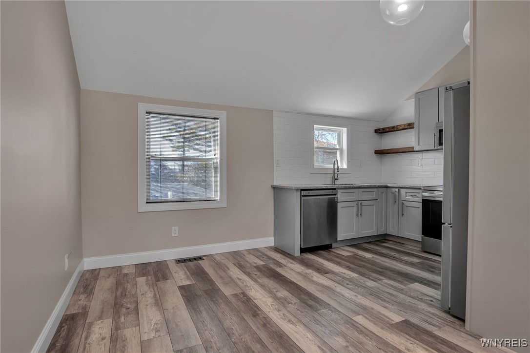 10 Mapleview Road Cheektowaga, NY 14225 - Photo 26 of 37 Upper Unit