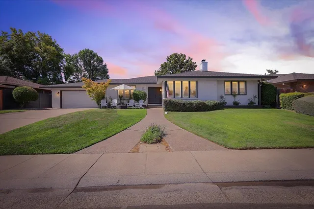 $1,095,000 | 2656 American River Drive, Sacramento, CA 95864