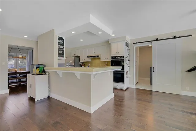 $1,095,000 | 2656 American River Drive, Sacramento, CA 95864