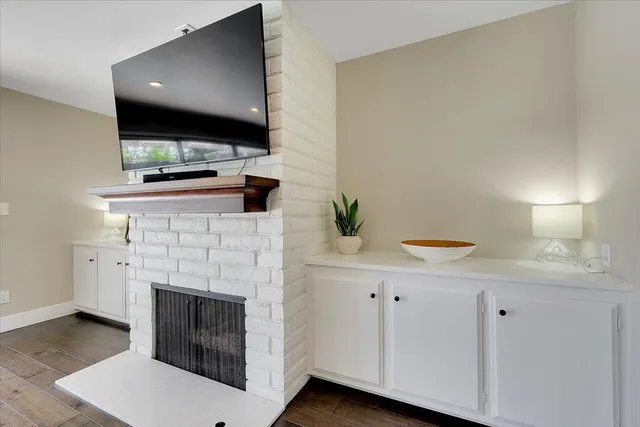 $1,095,000 | 2656 American River Drive, Sacramento, CA 95864