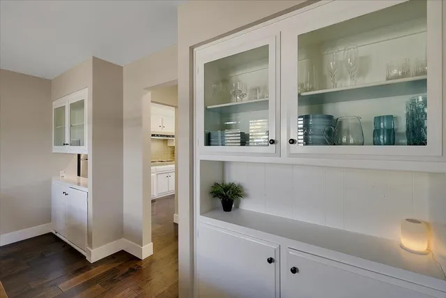 $1,095,000 | 2656 American River Drive, Sacramento, CA 95864