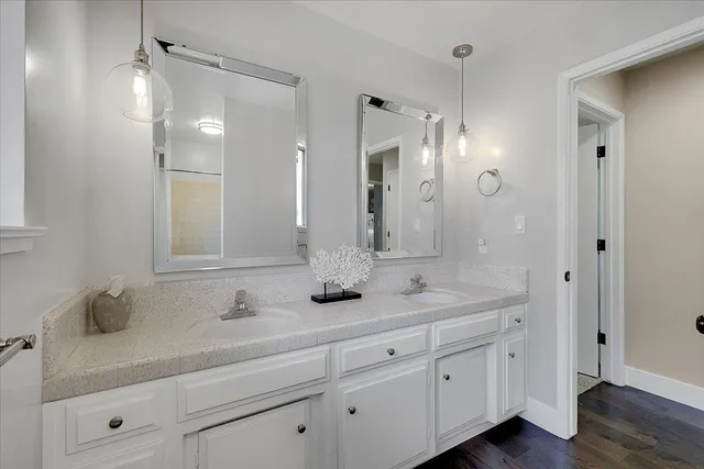 $1,095,000 | 2656 American River Drive, Sacramento, CA 95864