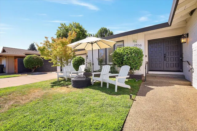 $1,095,000 | 2656 American River Drive, Sacramento, CA 95864