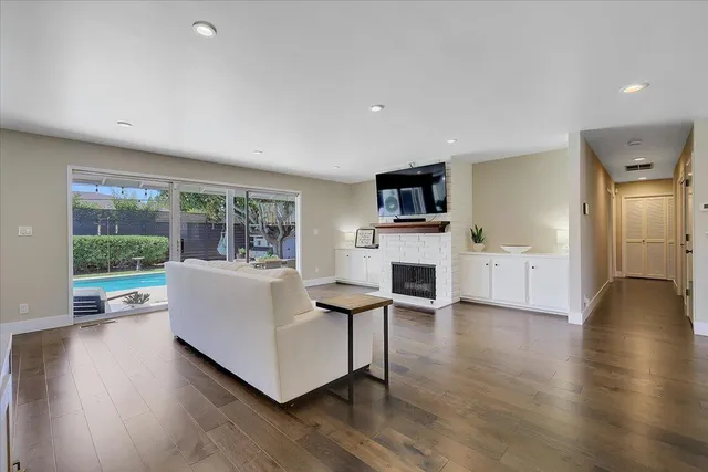 $1,095,000 | 2656 American River Drive, Sacramento, CA 95864