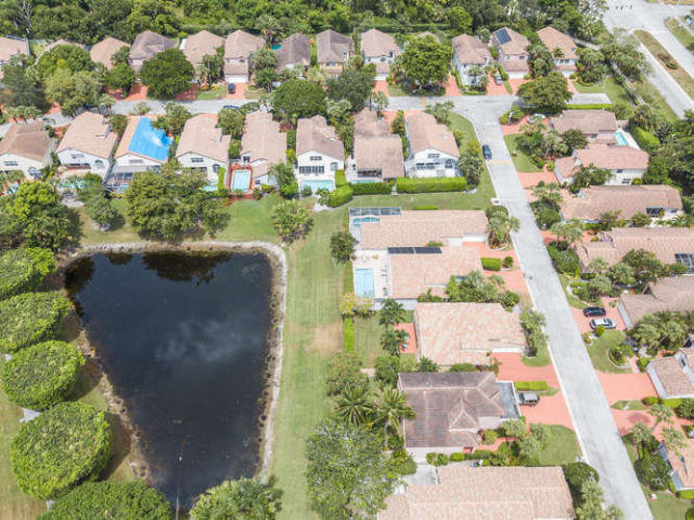 23290 La Vida Way Boca Raton, FL 33433 - Photo 14 of 16 d9ca9760-2786-4927-9269-7d92bad9d0e4 (1)