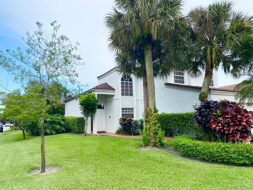 23290 La Vida Way Boca Raton, FL 33433 - Photo 2 of 16 3
