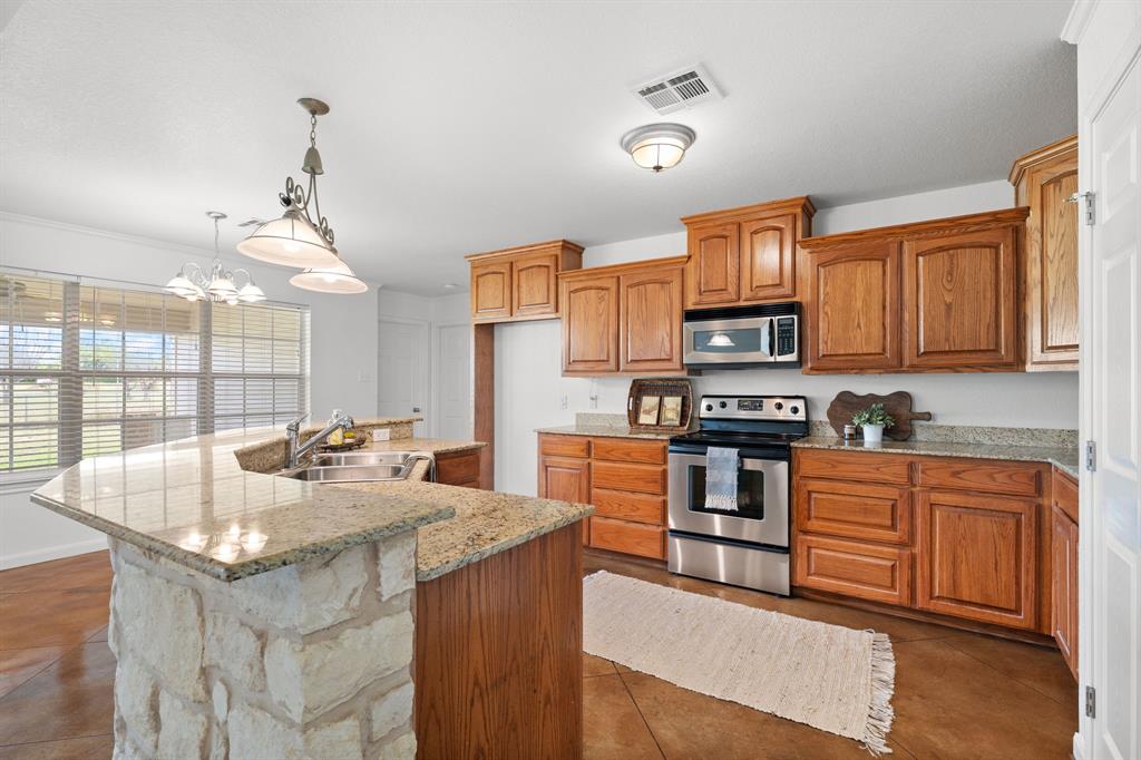 1007 Morning Star Circle China Spring, TX 76633 - Photo 17 of 40