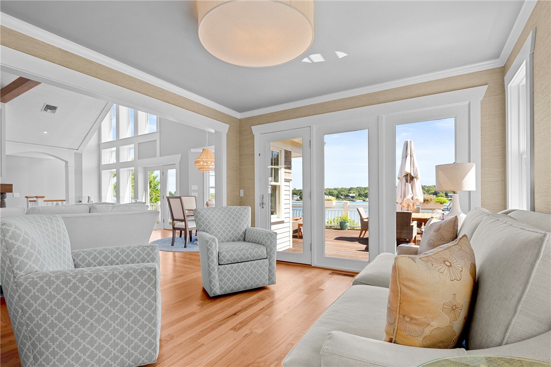 115 Beavertail Road Jamestown, RI 02835 - Photo 20 of 50