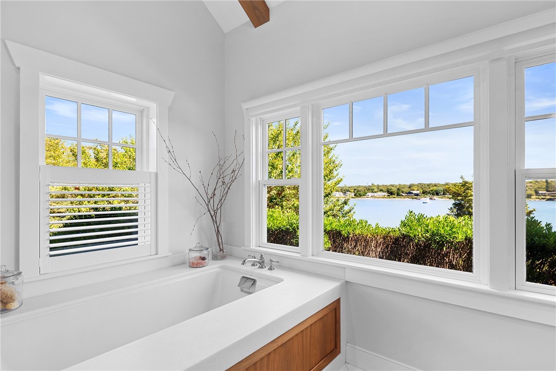 115 Beavertail Road Jamestown, RI 02835 - Photo 28 of 50
