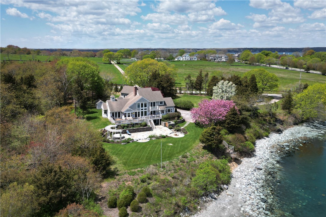 115 Beavertail Road Jamestown, RI 02835 - Photo 3 of 50