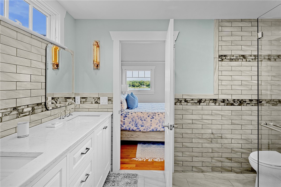115 Beavertail Road Jamestown, RI 02835 - Photo 35 of 50