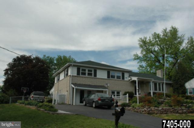 4127 Trowbridge Road York, PA 17402 - Photo 1 of 6 Gallery Image 1