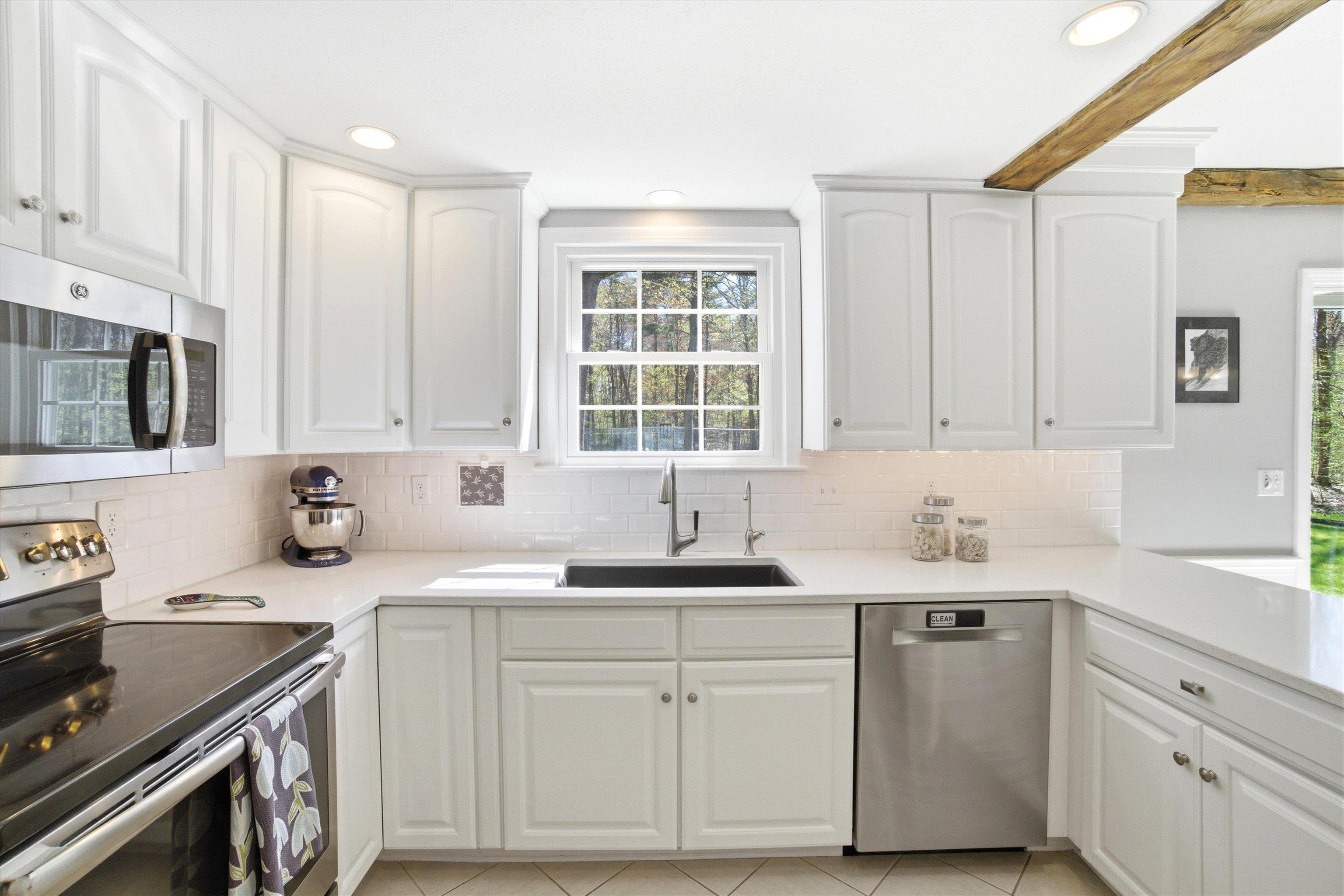 3 Indian Trail Exeter, NH 03833 - Photo 13 of 60
