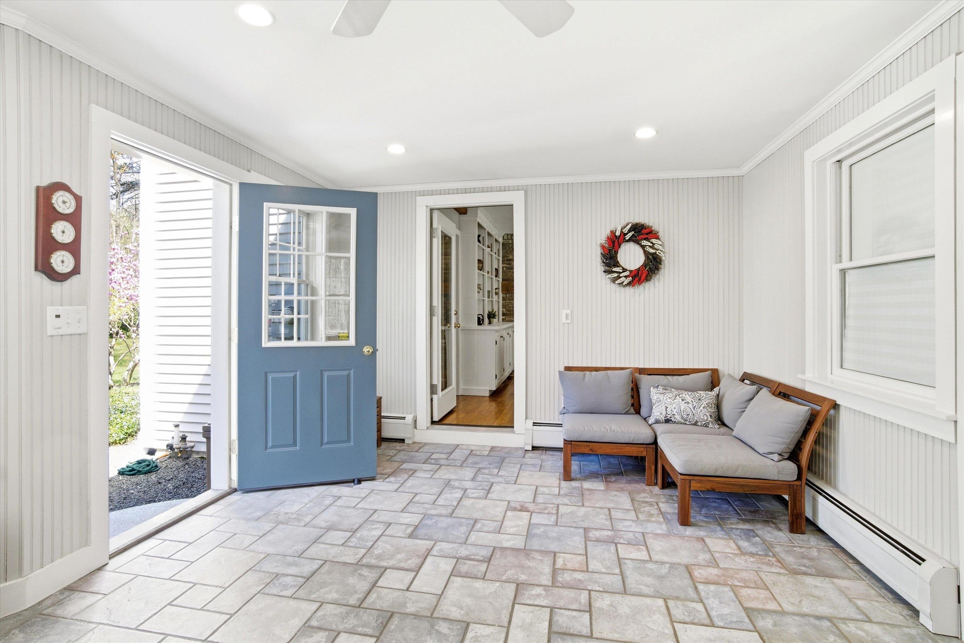 3 Indian Trail Exeter, NH 03833 - Photo 31 of 60