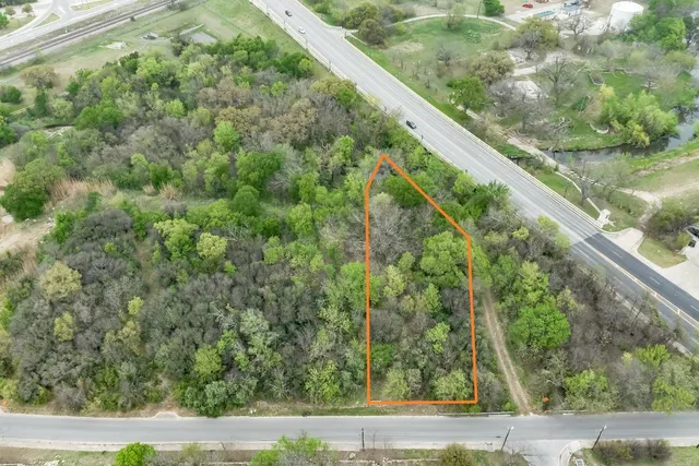 $225,000 | 610 West Nash Street, Round Rock, TX 78664