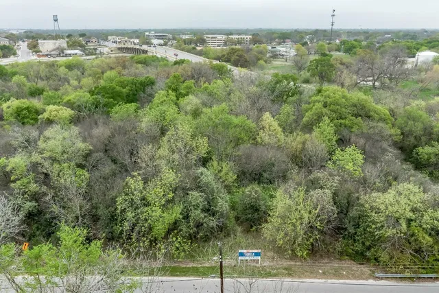 $225,000 | 610 West Nash Street, Round Rock, TX 78664