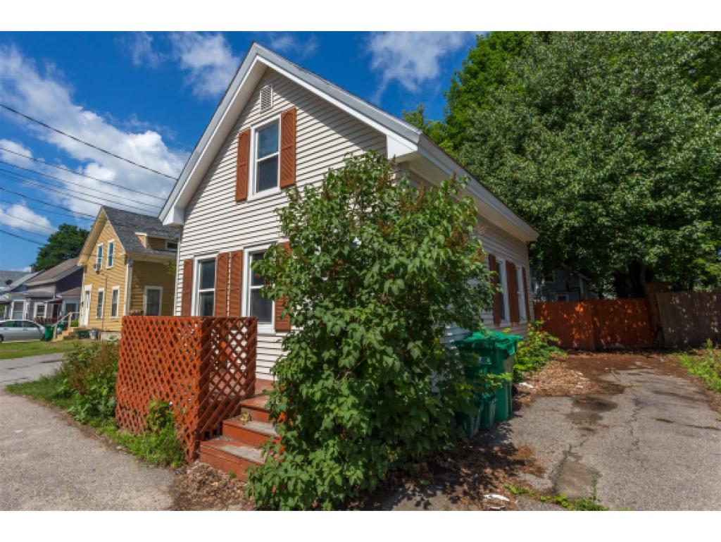 13 Maple Street Rochester, NH 03867 - Photo 1 of 4 Gallery Image 1