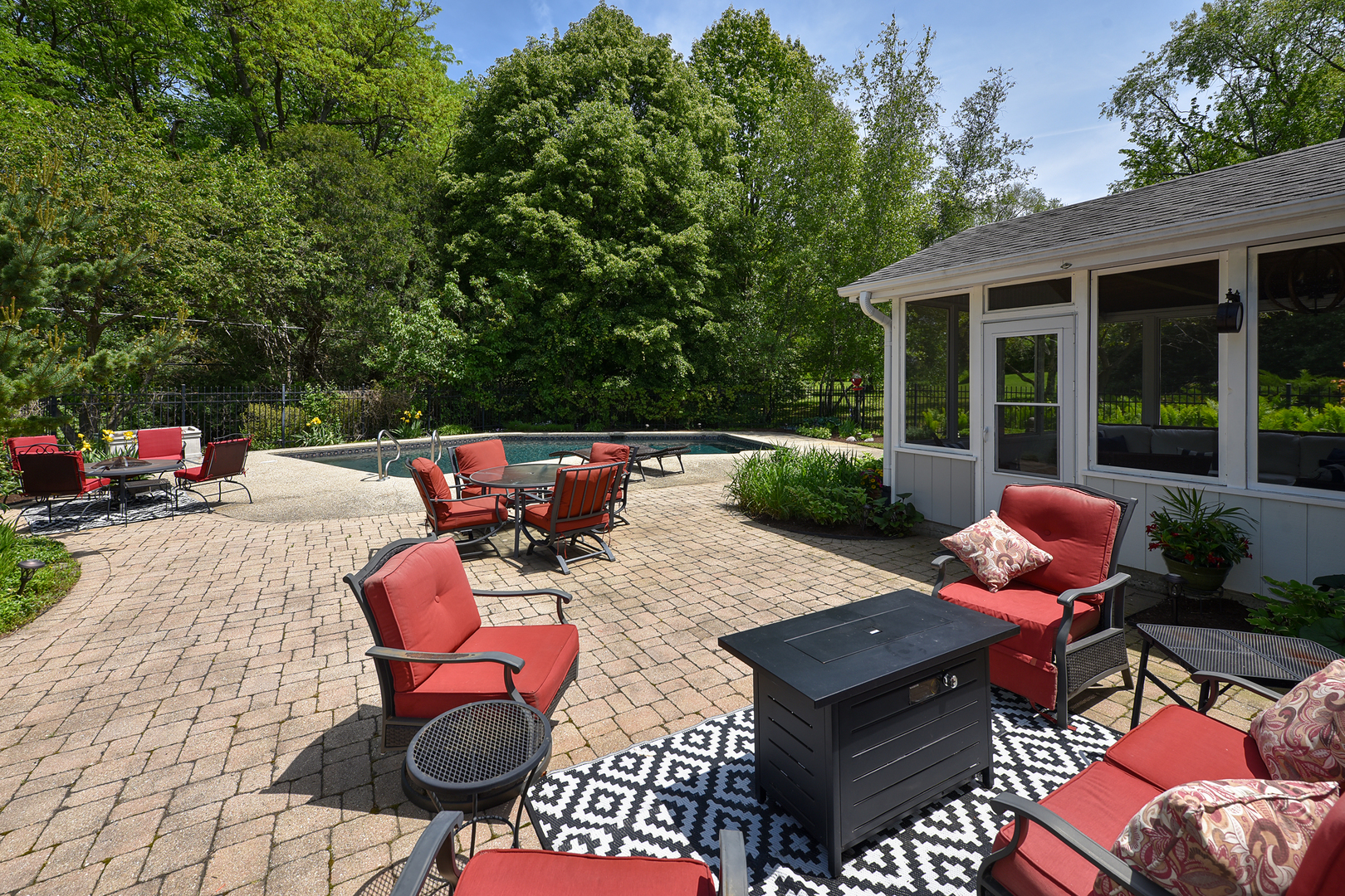 1550 Banbury Road Inverness, IL 60067 - Photo 23 of 32 a view of outdoor space yard and patio