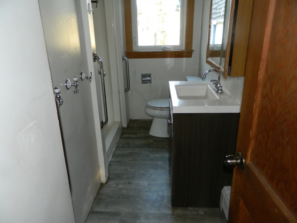 18 Murphy Road Barnstable, MA 02601 - Photo 8 of 20