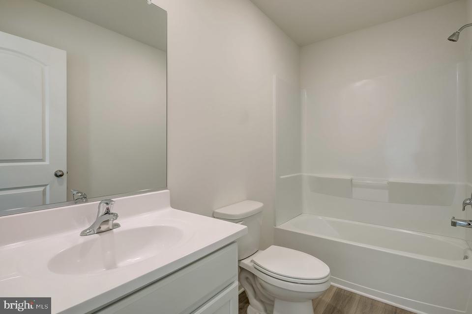 211 Rappahannock Run Falling Waters, WV 25419 - Photo 9 of 47 Gallery Image 9