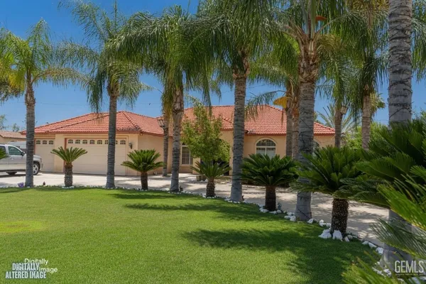 $700,000 | Undisclosed Address, Bakersfield, CA 93307