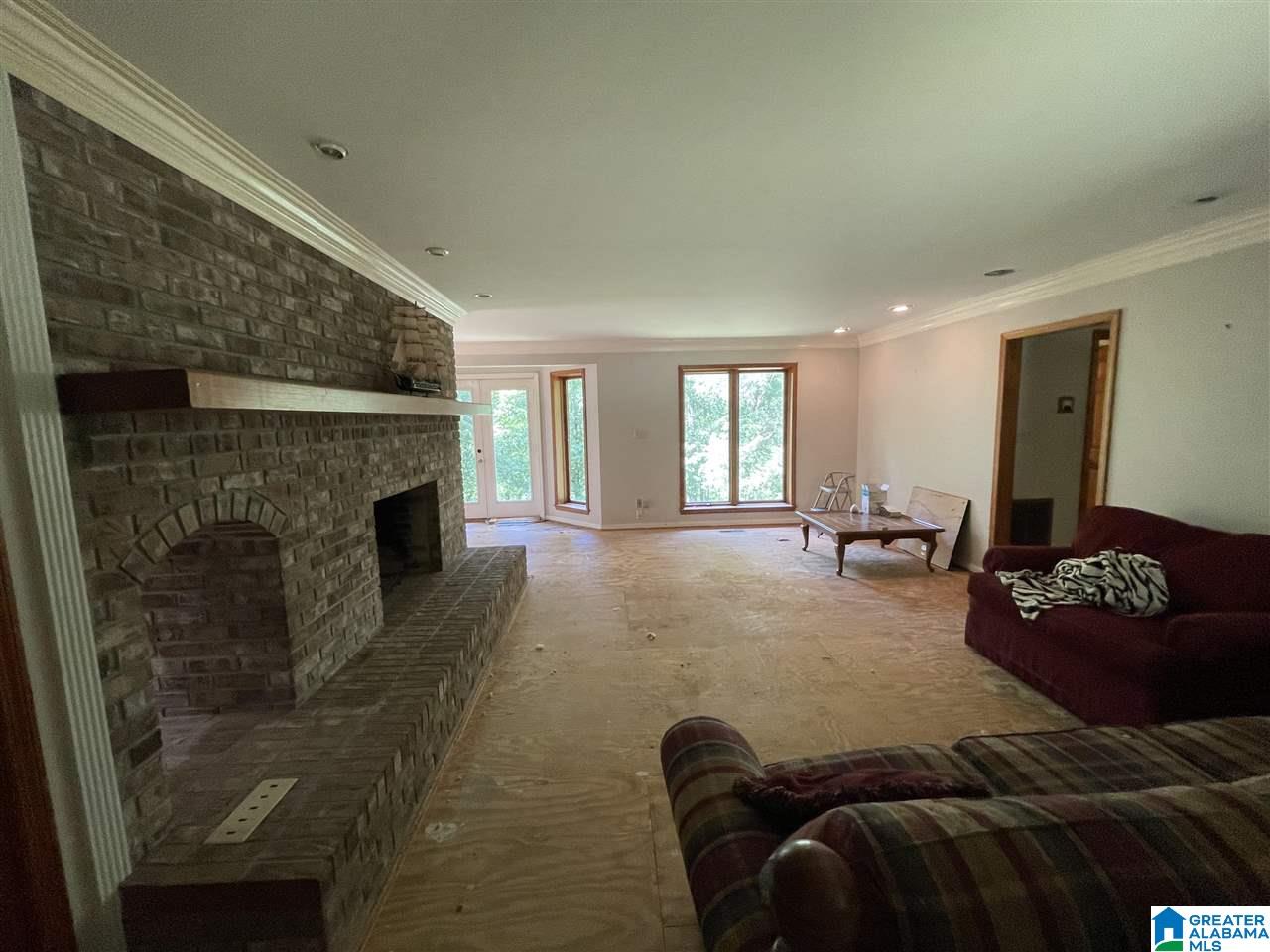 45 Spring Meadow Drive Talladega, AL 35160 - Photo 3 of 44