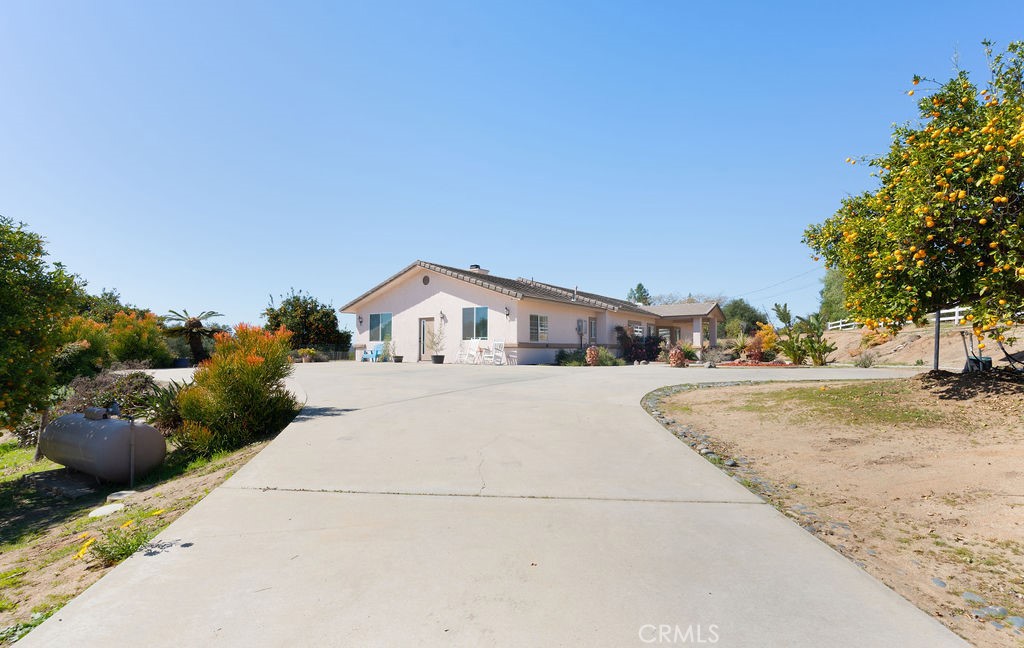 29076 Sunset Road Valley Center, CA 92082 - Photo 7 of 71