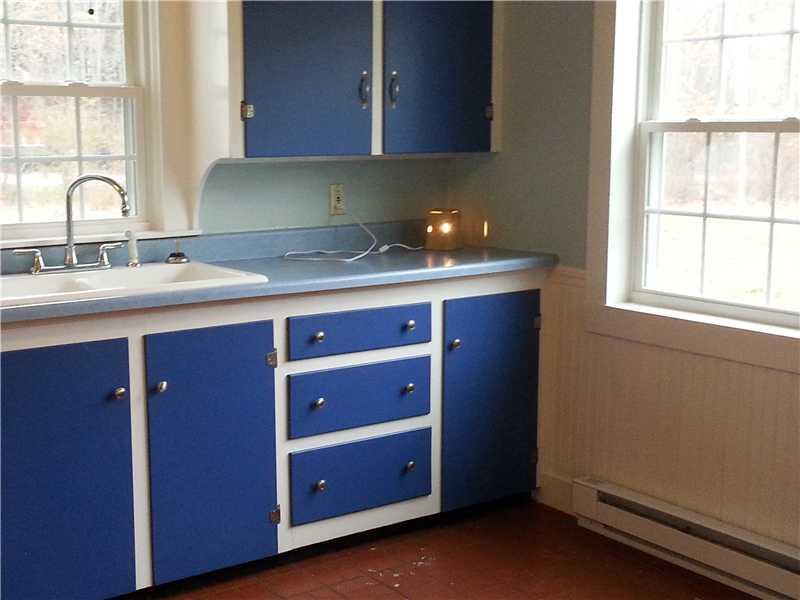 220 Hardy Road Westbrook, ME 04092 - Photo 11 of 20 Kitchen.