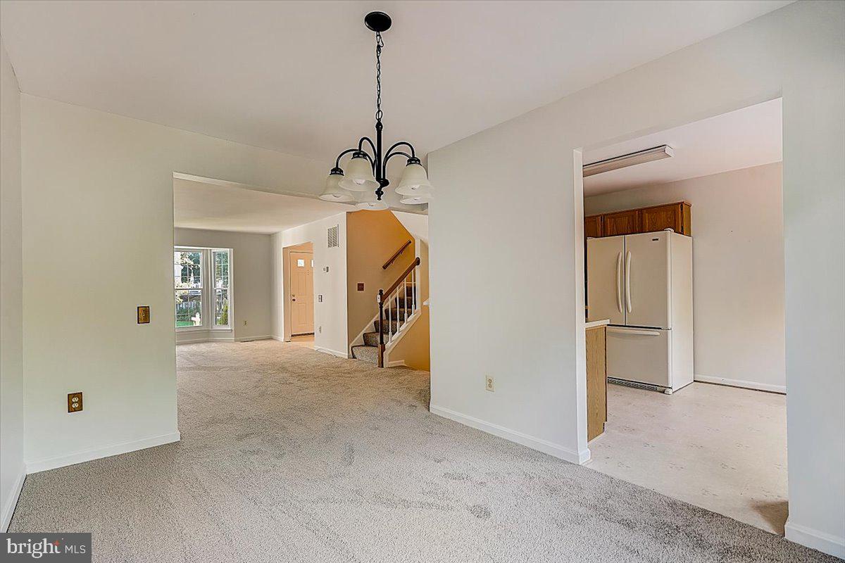 4452 Cole Farm Road Baltimore, MD 21236 - Photo 11 of 50