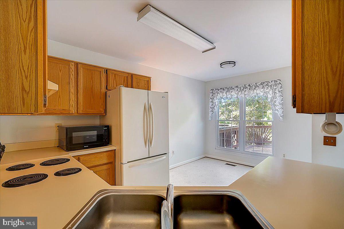 4452 Cole Farm Road Baltimore, MD 21236 - Photo 13 of 50