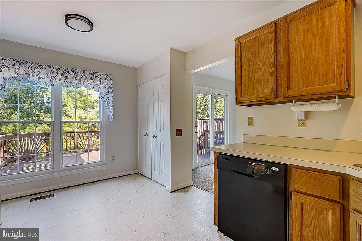 4452 Cole Farm Road Baltimore, MD 21236 - Photo 15 of 50