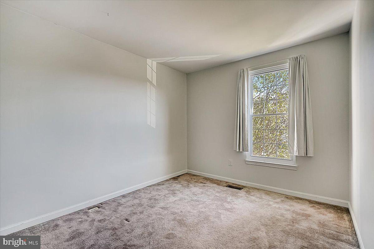 4452 Cole Farm Road Baltimore, MD 21236 - Photo 18 of 50