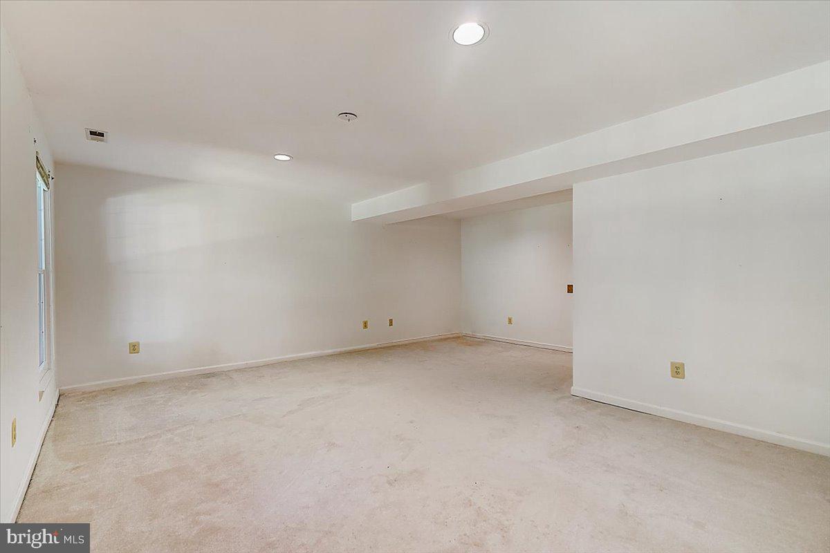 4452 Cole Farm Road Baltimore, MD 21236 - Photo 32 of 50