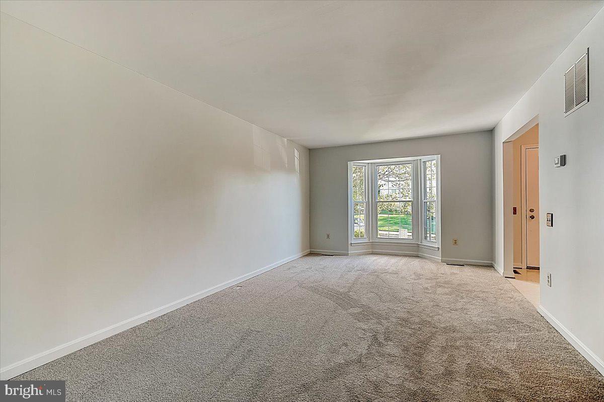 4452 Cole Farm Road Baltimore, MD 21236 - Photo 7 of 50