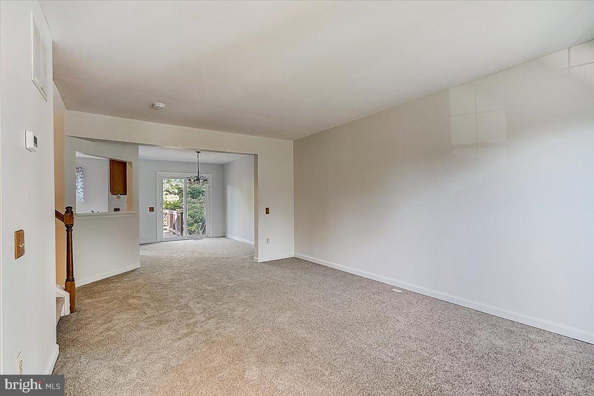 4452 Cole Farm Road Baltimore, MD 21236 - Photo 9 of 50