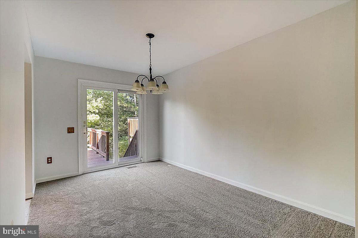 4452 Cole Farm Road Baltimore, MD 21236 - Photo 10 of 50