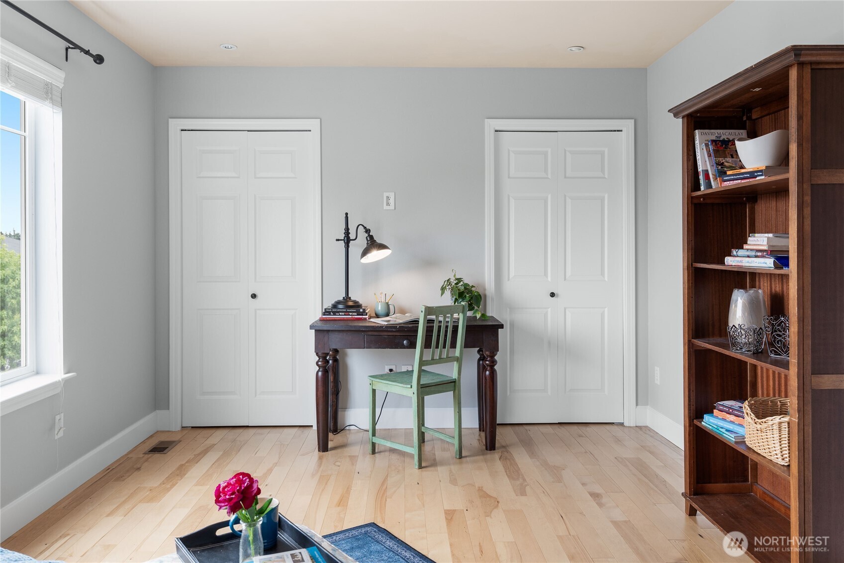 21104 1st Avenue West Bothell, WA 98021 - Photo 24 of 34 a workspace room with furniture and wooden floor
