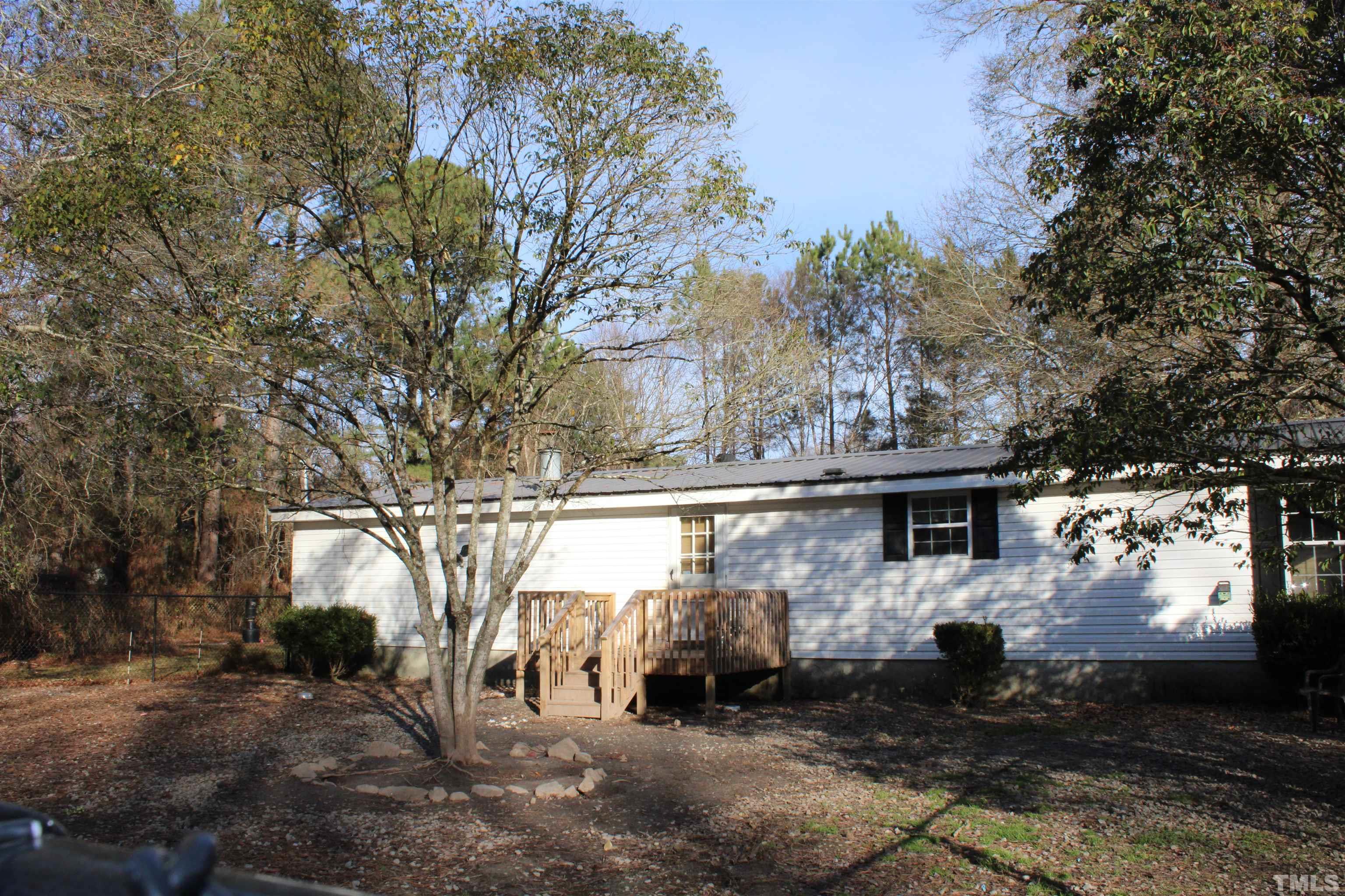 1985 Old Batten Road Selma, NC 27576 - Photo 1 of 19 Gallery Image 1