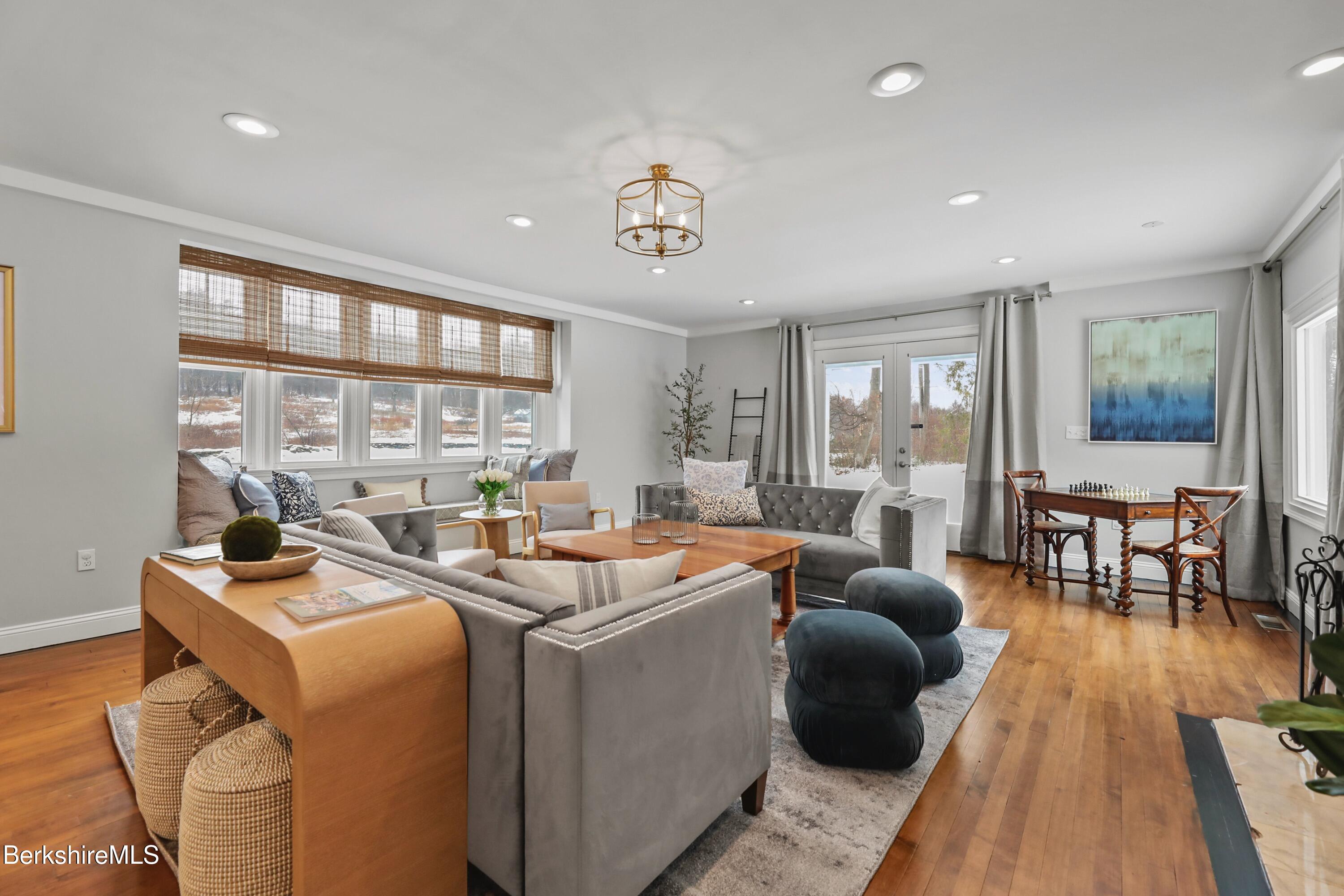 1 Devon Road Stockbridge, MA 01262 - Photo 5 of 58 100 Living Room