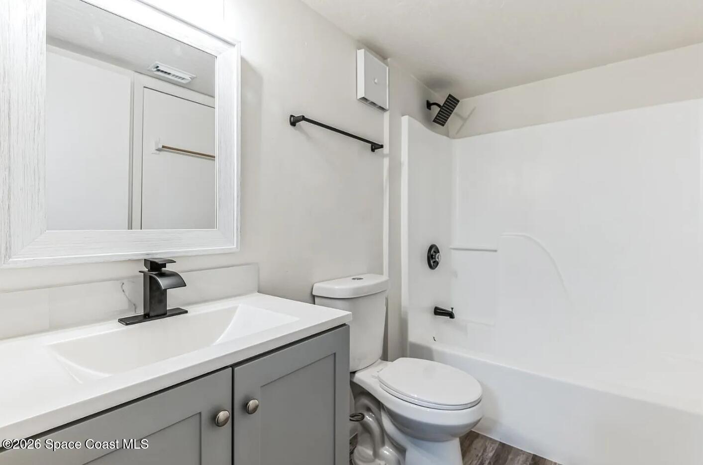 3222 Tree Ridge Lane Northeast Palm Bay, FL 32905 - Photo 15 of 20 Screenshot_17-4-2026_105536_photos.zillo