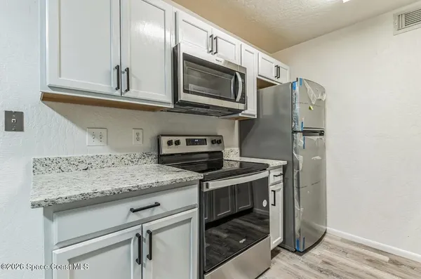 $1,450 | 3222 Tree Ridge Lane Northeast, Palm Bay, FL 32905