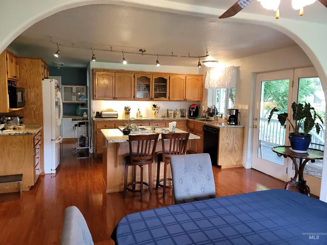 $550,000 | 27406 Gem Lane, Juliaetta, ID 83535